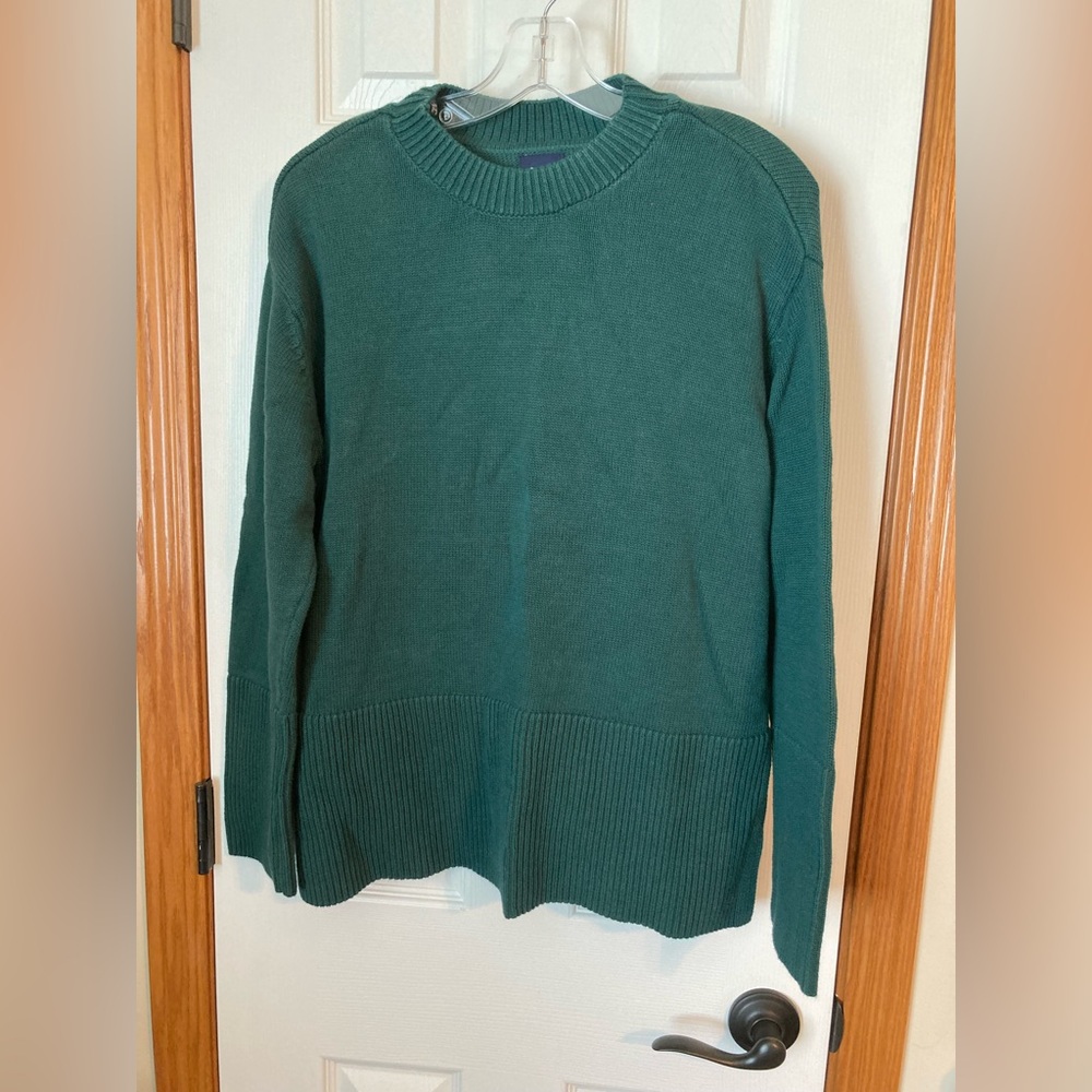 GAP Green Crewneck Sweater Classic Knit Casual